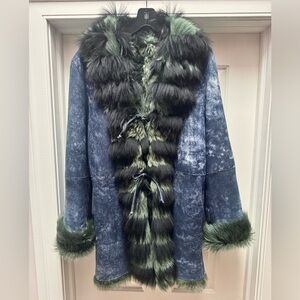 $2950 New ARTICO Italian Made Shearing Coat With Fox Trimming.